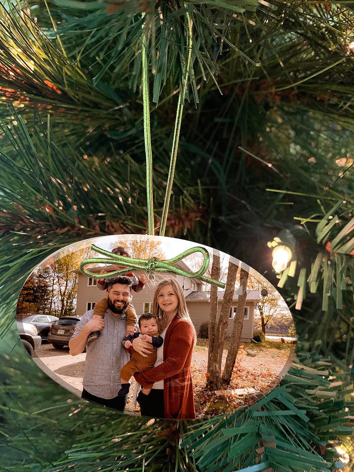 Personalized Glass Photo Ornament (Oval Landscape) | Great Gifts for Holidays, Christmas Tree, Birthdays, Anniversaries, Weddings. Personalized | Customized Gifts for Every Occasion
